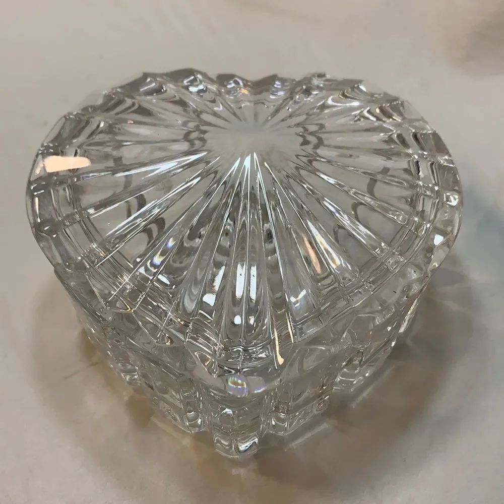 24 K Lead Crystal Heart Shaped Trinket Box Lid EUC